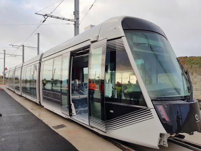 Essais du tramway de Caen la mer en décembre 2018. - Etienne Escuer