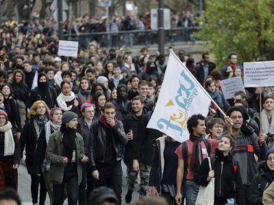 Manifestation de lycéens, le 6 décembre 2018 à Paris - Thomas SAMSON [AFP]