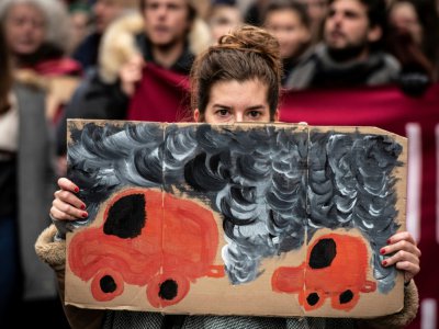 Marche pour le climat à Lyon, le 8 décembre 2018 - JEAN-PHILIPPE KSIAZEK [AFP]