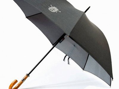 Le véritable parapluie de Cherbourg, bien utile en Normandie - Parapluie de Cherbourg