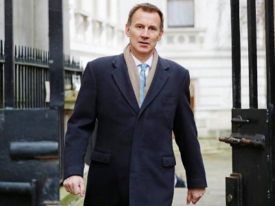 Le chef de la diplomatie britannique Jeremy Hunt arrive à Downing Street à Londres pour un conseil des ministres, le 18 décembre 2018 - Tolga AKMEN [AFP]