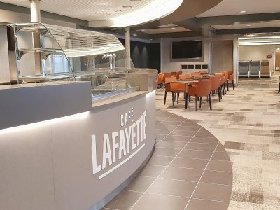 Le Lafayette Café à la française… - Célia Caradec