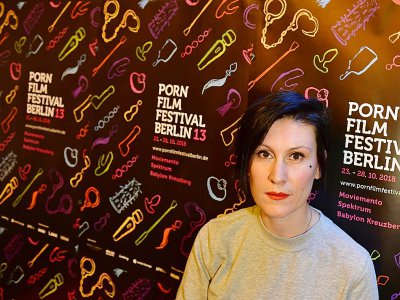 La réalisatrice française et ex-actrice Ovidie, 38 ans au Festival Porno de Berlin, le 25 octobre 2018 - Tobias SCHWARZ [AFP]