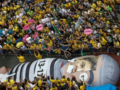 Des partisans du candidat d'extrême droite Jair Bolsonaro, le 30 septembre 2018 à Sao Paulo - Miguel SCHINCARIOL [AFP/Archives]