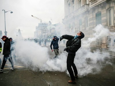 Violences lors de la manifestation des "gilets jaunes" à Paris le 5 janvier 2019 - Abdul ABEISSA [AFP]