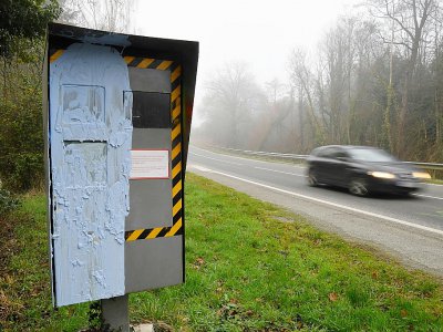 Radar dégradé à Bonnemain, dans l'ouest de la France, photographié fin décembre 2018 - DAMIEN MEYER [AFP/Archives]