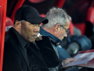 Premier match officiel d'Antoine Kombouaré sur le banc de Dijon en tant qu'entraîneur lors de la réception de Montpellier, le 13 janvier 2019 - ROMAIN LAFABREGUE [AFP]