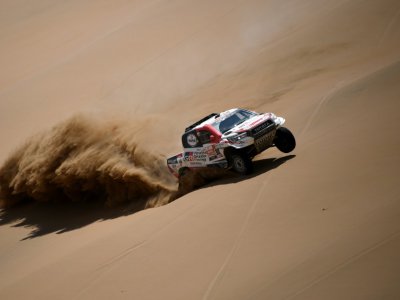 La Toyota du Qatari Nasser Al-Attiyah, lors de la 5e étape du Dakar, le 11 janvier 2019 au Pérou - Franck FIFE [AFP]