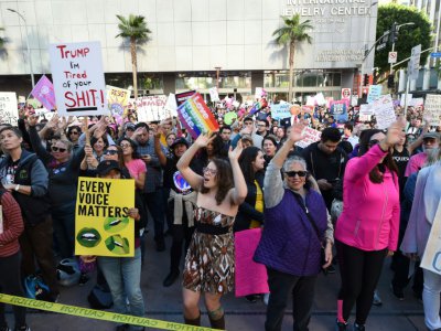 Des manifestants participent à la "Marche des femmes" le 19 janvier 2019 à Los Angeles - Robyn BECK [AFP]