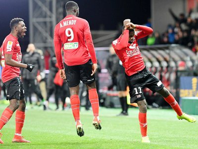 Marcus Thuram (N.11) égalise pour Guingamp face à Monaco en demi-finale de la Coupe de la Ligue au Roudourou, le 29 janvier 2019 - FRED TANNEAU [AFP]