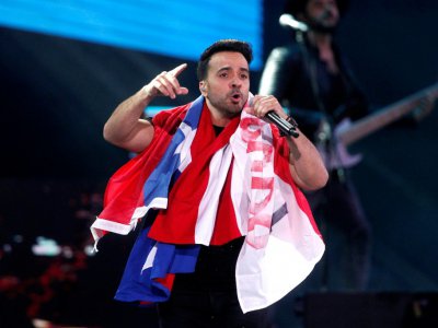 Le chanteur portoricain Luis Fonsi, interprète du succès "Despacito", le 21 février 2018 à Viña del Mar, au Chili - CLAUDIO REYES [AFP/Archives]