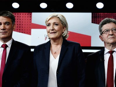 De gauche à droite, Olivier Faure, Marine Le Pen et Jean-Luc Mélenchon avant un débat télévisé, le 17 mai 2018 à Saint-Cloud - Philippe LOPEZ [AFP/Archives]