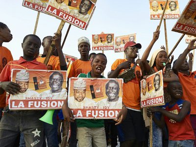 Des partisans du candidat à la présidentielle au Sénégal Idrissa Seck pendant un meeting à Dakar, le 22 février 2019 - MICHELE CATTANI [AFP]
