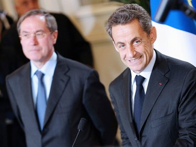 Claude Guéant et Nicolas Sarkozy, le 13 avril 2012 à Ajaccio - PASCAL POCHARD CASABIANCA [AFP/Archives]