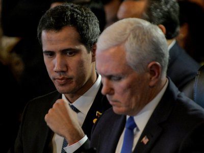 L'opposant vénézuélien Juan Guaido (g) et le vice-président américain Mike Pence (d), le 25 février 2019 à Bogota, en Colombie - Diana Sanchez [AFP]