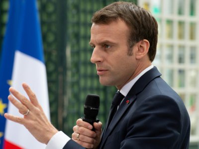 Emmanuel Macron à Bordaeux le 1er mars 2019 - Caroline BLUMBERG [POOL/AFP]