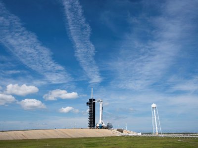 La fusée Falcon 9 de SpaceX le 1er mars 2019 sur le pas de tir 39A du Centre spatial Kennedy - Jim WATSON [AFP]