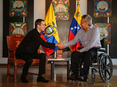 L'opposant vénézuélien Juan Guaido (g) rencontre le président d'Equateur Lenin Moreno, le 2 mars 2019 à Salinas - RODRIGO BUENDIA [Afp/AFP]