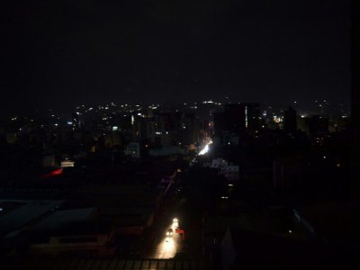 Vue de Caracas lors d'une gigantesque panne d'électricité, le 7 mars 2019 au Venezuela - YURI CORTEZ [AFP]