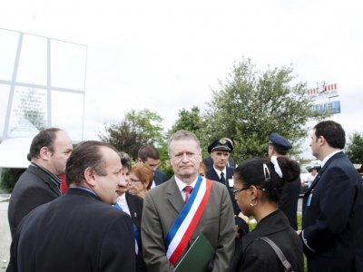 Le maire socialiste de Gonesse (Val-d'Oise) le 25 juillet 2010 à Gonesse - BERTRAND LANGLOIS [AFP/Archives]