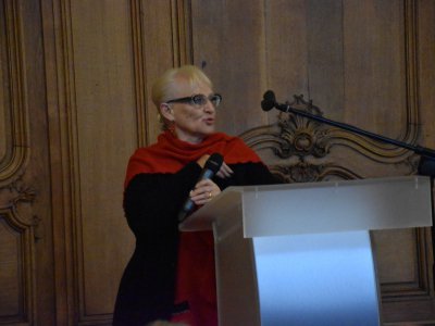 Claudette Caux, présidente du jury ouvre la manifestation littéraire  - Mathieu Lepeigné