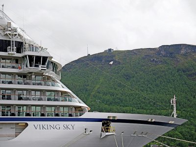 Le navire de croisière Viking Sky, victime d'un problème de moteur samedi ayant déclenché l'évacuation de  ses 1.300 passagers, photographié à Tromso, en Norvège, le 28 juin 2018 - Rune Stoltz BERTINUSSEN [NTB Scanpix/AFP/Archives]
