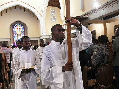 Des chrétiens originaires d'Afrique sub-saharienne assistent à une messe à la cathédrale de Rabat, le 10 mars 2019 au Maroc - FADEL SENNA [AFP/Archives]