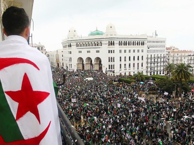 Manifestations d'Algériens contre le président Abdelaziz Bouteflika, à Alger le 22 mars - - [AFP]