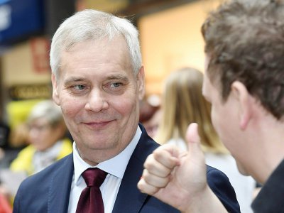 Le candidat social-démocrate Antti Rinne, donné favori du scrutin par les sondages, le 13 avril 2019 à Espoo (Finlande) - Heikki Saukkomaa [Lehtikuva/AFP]