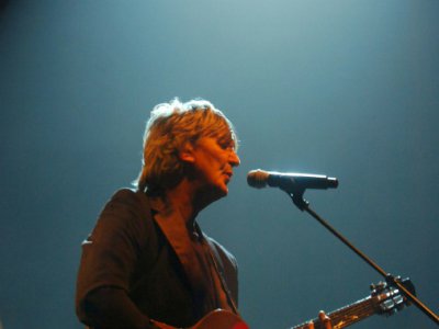 Le chanteur Jacques Higelin se produit le 27 Avril 2006, lors de la 30e édition du "Printemps de Bourges" - ALAIN JOCARD [AFP/Archives]