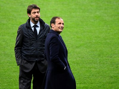 Le président de la Juventus Andrea Agnelli (g) et l'entraîneur Massimiliano Allegri lors du match contre l'Atletico Madrid en C1, le 19 février 2019 à Madrid - GABRIEL BOUYS [AFP/Archives]