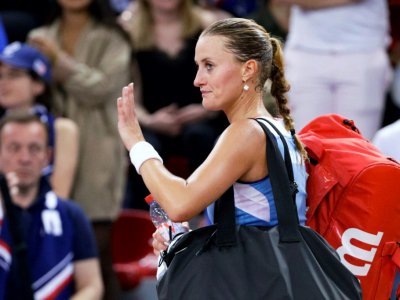 La Française Kristina Mladenovic battue par la Roumaine Simona Help en demi-finale de Fed Cup à  Rouen, le 20 avril 2019 - Geoffroy VAN DER HASSELT [AFP]