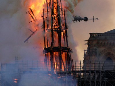 L'incendie de Notre-Dame, à Paris, le 15 avril 2019 - Geoffroy VAN DER HASSELT [AFP/Archives]