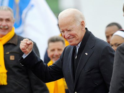 Joe Biden soutient des grévistes à Dorchester, dans le Massachusetts, le 18 avril 2019 - JOSEPH PREZIOSO [AFP]