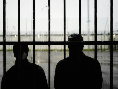 Deux jeunes détenus du quartier mineurs de la maison d'arrêt de Villepinte (Seine-saint-Denis) le 9 avril 2019 - Philippe LOPEZ [AFP]
