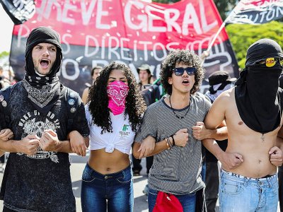 Des manifestants à Brasilia pour la défense de l'université, le 15 mai 2019 - Sergio LIMA [AFP]