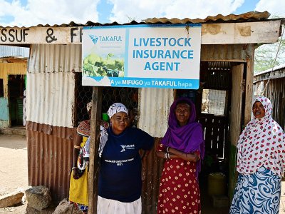Le comptoir d'une agente en assurances de la Takafal Insurance, à Merille au Kenya, le 30 avril 2019 - TONY KARUMBA [AFP]