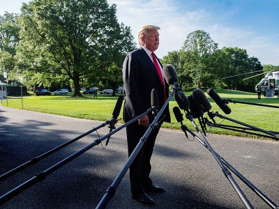 Le président américain Donald Trump s'exprime depuis les jardins de la Maison Blanche le 30 mai 2019 - Jim WATSON [AFP]