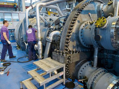 Fabrication d'une turbine à gaz à Belfort, le 27 octobre 2015 - SEBASTIEN BOZON [AFP/Archives]