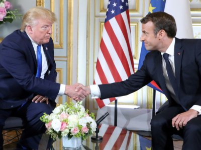Le président des Etats-Unis Donald Trump (g) et son homologue français Emmanuel Macron à la préfecture de Normandie à Caen (nord-ouest de la France), le 6 juin 2019 - Ludovic MARIN [POOL/AFP/Archives]