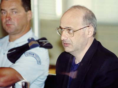 Jean-Claude Romand au début de son procès, le 25 juin 1996 à Bourg-en-Bresse - PHILIPPE DESMAZES [AFP/Archives]
