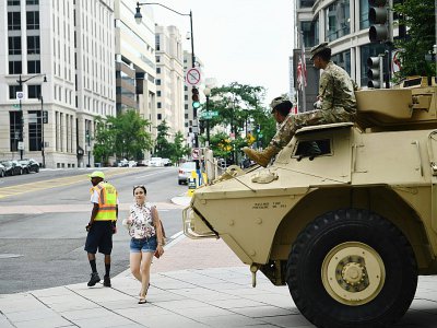 Un véhicule blindé stationné sur un trottoir à Washington, le 4 juillet 2019 - Brendan Smialowski [AFP]