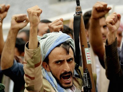 Des Yéménites manifestent contre la suspension d'une aide humanitaire devant le bureau de l'ONU à Sanaa le 19 juin 2019 - MOHAMMED HUWAIS [AFP/Archives]