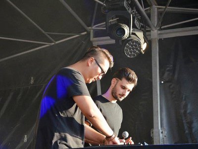 En ouverture et en clôture de cette grande soirée, les DJs de Klymax ont ambiancé Carentan - Tendance Ouest