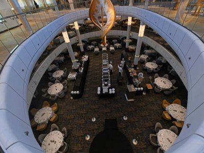 L'une des salles de restaurant du paquebot "Spectrum of the Seas", le 21 mai 2019 à Singapour - Roslan RAHMAN [AFP]