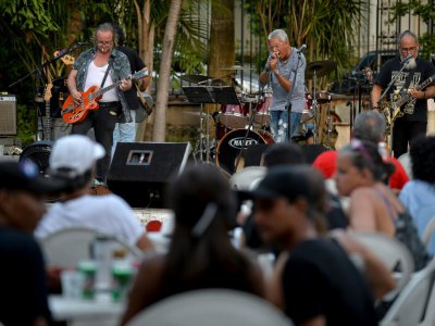 Le groupe de rock cubain "La Vieja Escuela" en concert, le 23 juin 2019 à La Havane - YAMIL LAGE [AFP]
