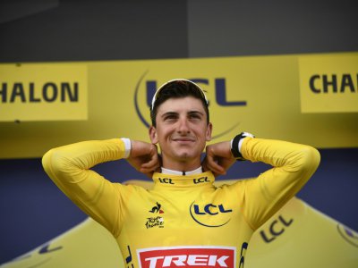 L'Italien Giulio Ciccone, maillot jaune du Tour de France, le 12 juillet 2019 à Chalon-sur-Saône - Marco Bertorello [AFP]