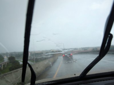 Fortes pluies sur une route de la Nouvelle-Orléans avant le passage de l'ouragan Barry, le 12 juillet 2019 en Louisiane - Seth HERALD [AFP]