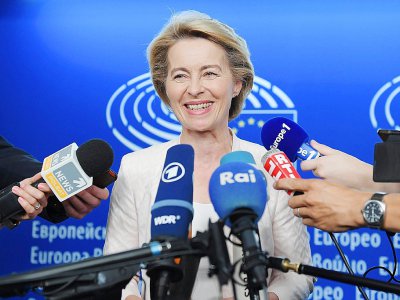 La nouvelle présidente désignée de la Commission européenne Ursula von der Leyen, également ministre de la Défense allemande, le 3 juillet 2019 à Bruxelles - FREDERICK FLORIN [AFP/Archives]