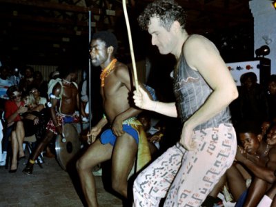 Johnny Clegg, le 15 février 1988 à Johannesburg - Trevor SAMSON [AFP/Archives]